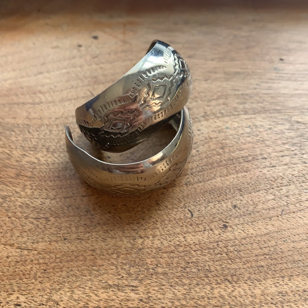 VTG Sterling Silver Native American Hoop Earrings